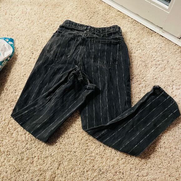 PACSUN black/grey & White Railroad Striped High-Waisted Mom Jean Jean Size 24 - Picture 4 of 4
